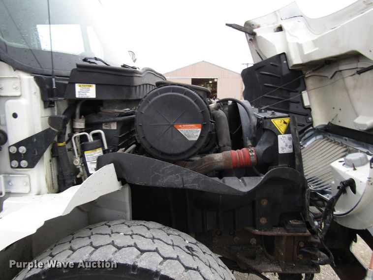 image for item DH8438 2009 International 4300 bucket truck