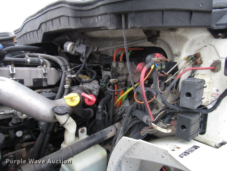 image for item DH8438 2009 International 4300 bucket truck