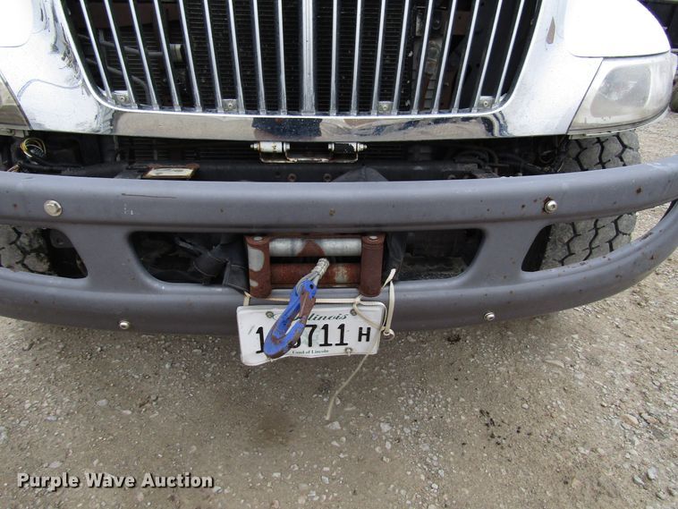 image for item DH8438 2009 International 4300 bucket truck