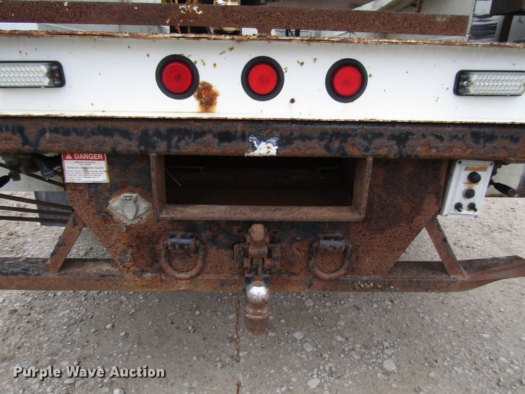 image for item DH8438 2009 International 4300 bucket truck