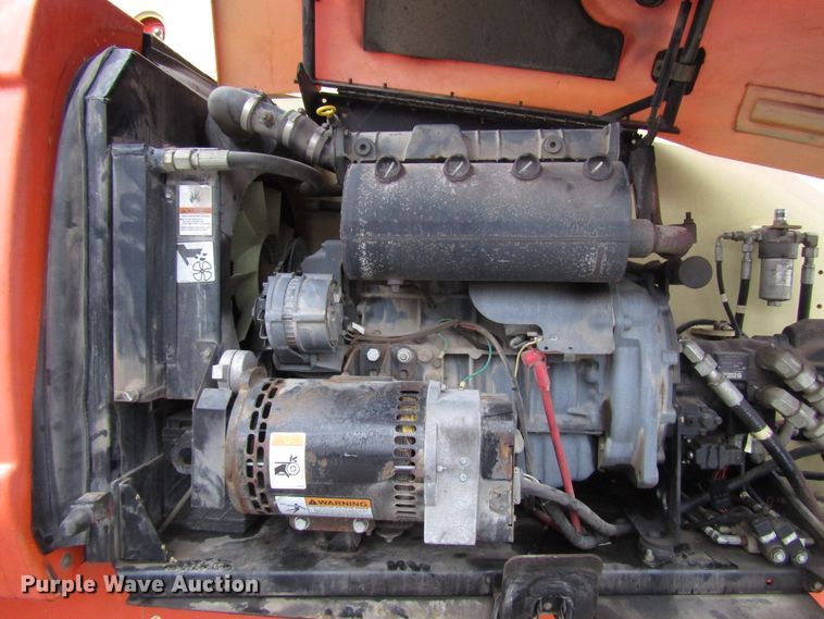 image for item DH8439 2007 JLG 800S boom lift