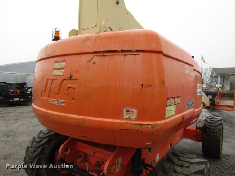 image for item DH8439 2007 JLG 800S boom lift