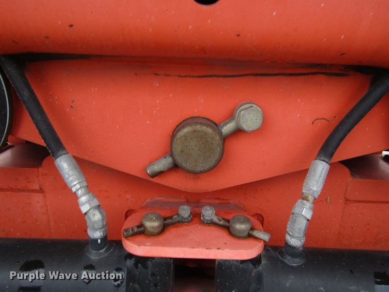 image for item DH8439 2007 JLG 800S boom lift