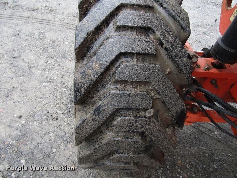 image for item DH8439 2007 JLG 800S boom lift