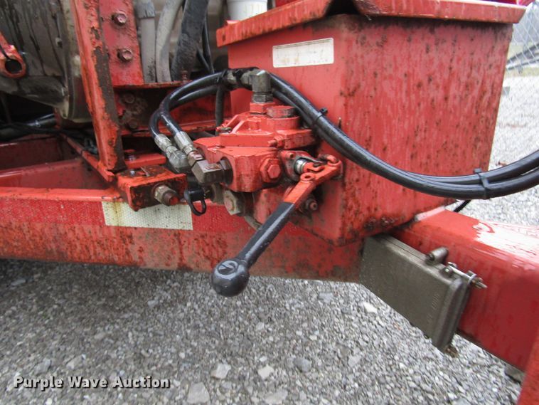 image for item DH8440 2006 Morbark Hurricane 18 wood chipper