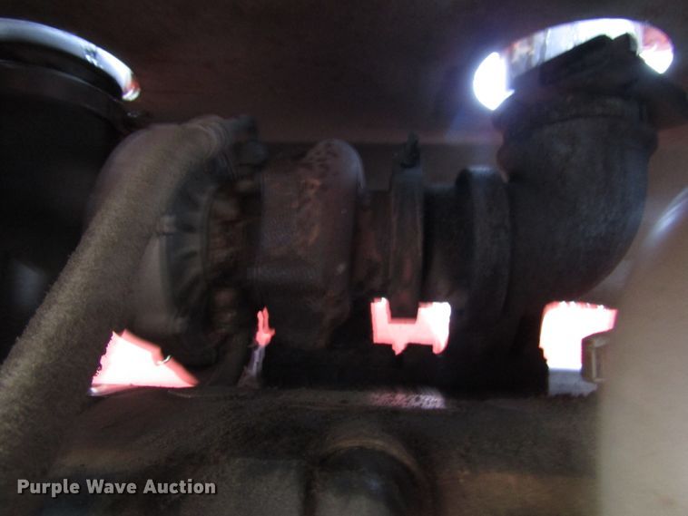 image for item DH8440 2006 Morbark Hurricane 18 wood chipper