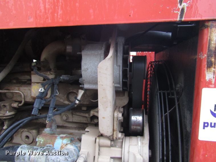 image for item DH8440 2006 Morbark Hurricane 18 wood chipper