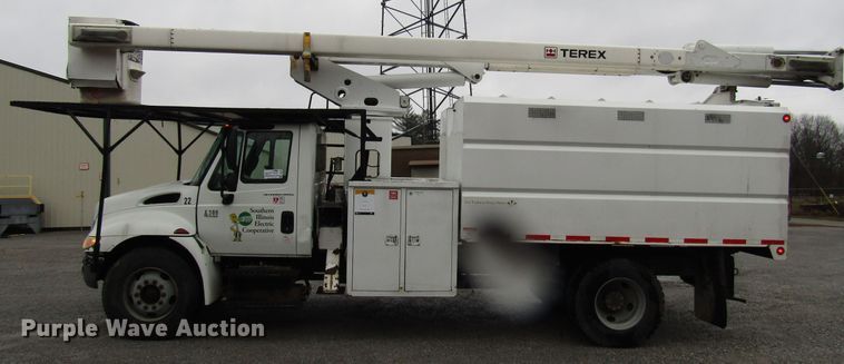 image for item DH8441 2008 International 4300 forestry bucket truck