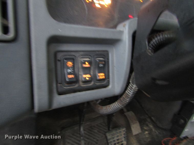 image for item DH8441 2008 International 4300 forestry bucket truck