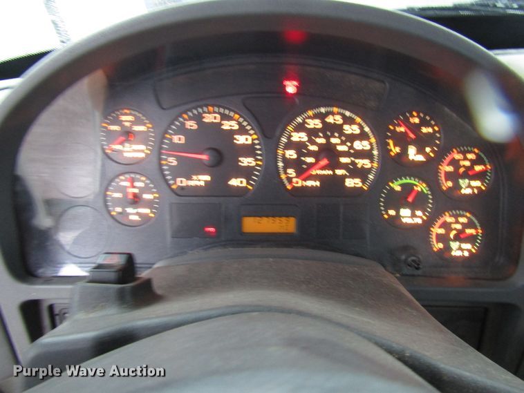 image for item DH8441 2008 International 4300 forestry bucket truck