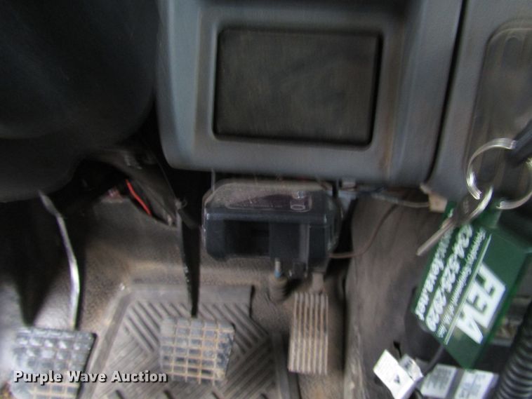 image for item DH8441 2008 International 4300 forestry bucket truck