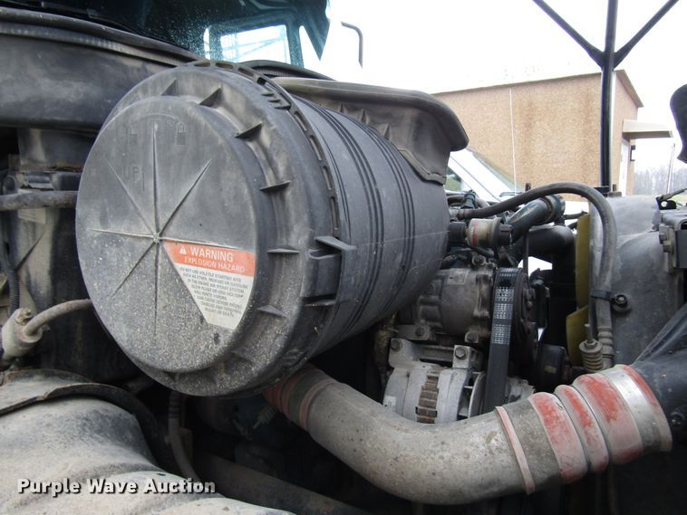 image for item DH8441 2008 International 4300 forestry bucket truck