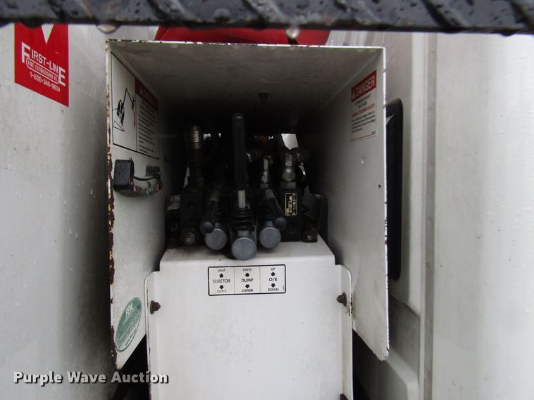 image for item DH8441 2008 International 4300 forestry bucket truck