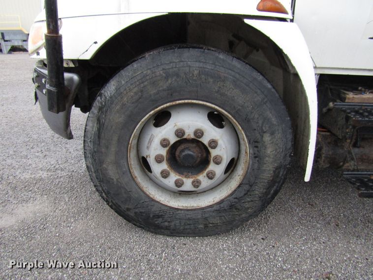 image for item DH8441 2008 International 4300 forestry bucket truck