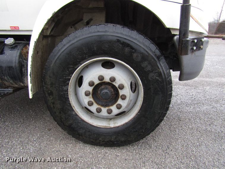 image for item DH8441 2008 International 4300 forestry bucket truck