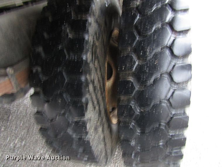 image for item DH8441 2008 International 4300 forestry bucket truck