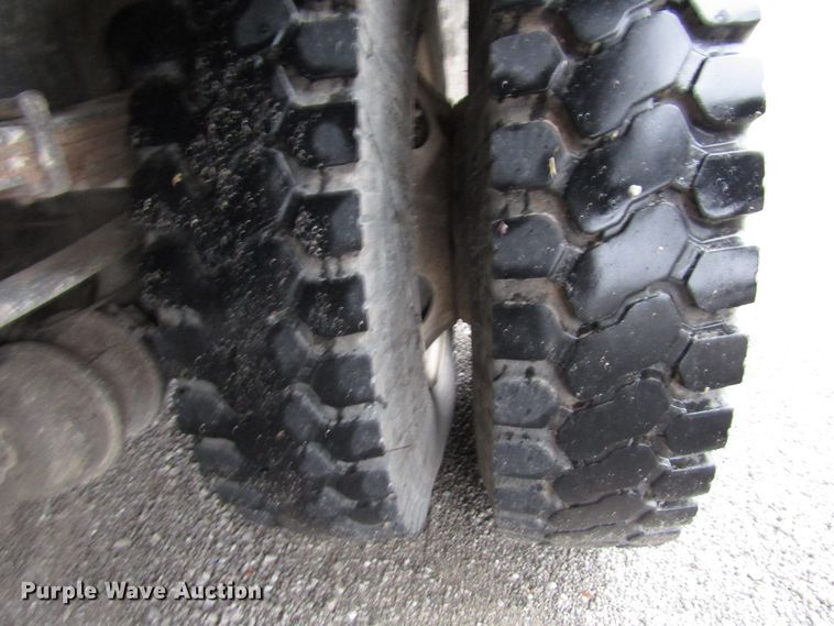 image for item DH8441 2008 International 4300 forestry bucket truck