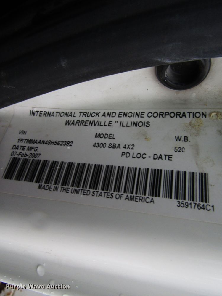 image for item DH8441 2008 International 4300 forestry bucket truck