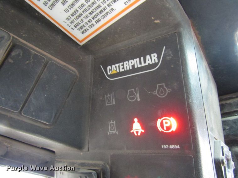 image for item DH8457 2003 Caterpillar 287 skid steer