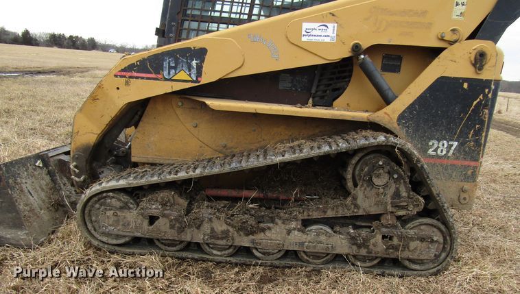 image for item DH8457 2003 Caterpillar 287 skid steer