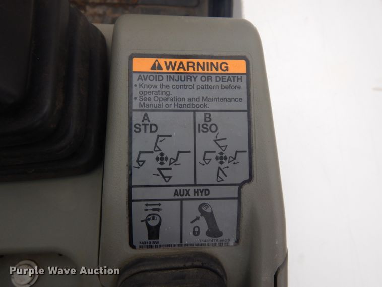 image for item ER9849 Bobcat E26 mini excavator