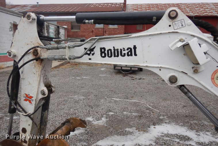 image for item ER9849 Bobcat E26 mini excavator