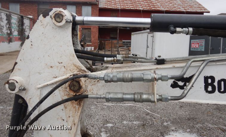 image for item ER9849 Bobcat E26 mini excavator