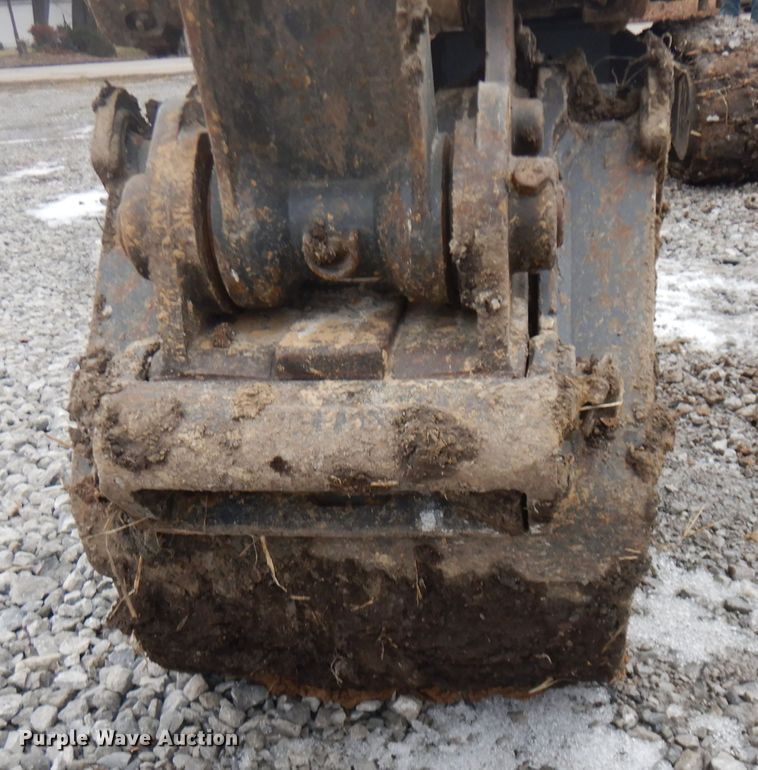 image for item ER9849 Bobcat E26 mini excavator