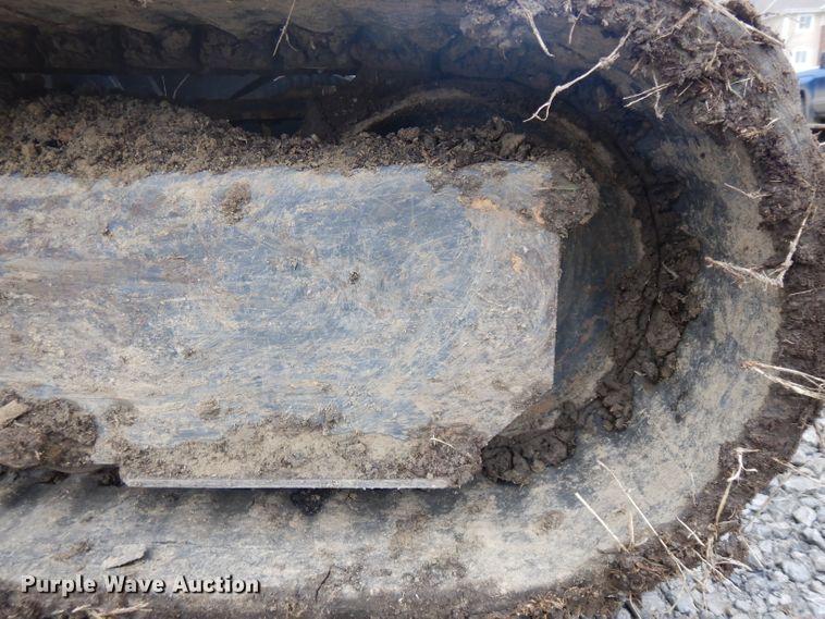 image for item ER9849 Bobcat E26 mini excavator