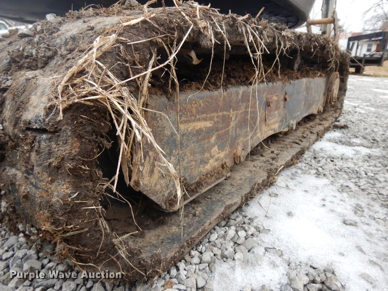 image for item ER9849 Bobcat E26 mini excavator