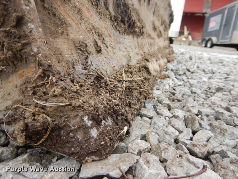 image for item ER9849 Bobcat E26 mini excavator