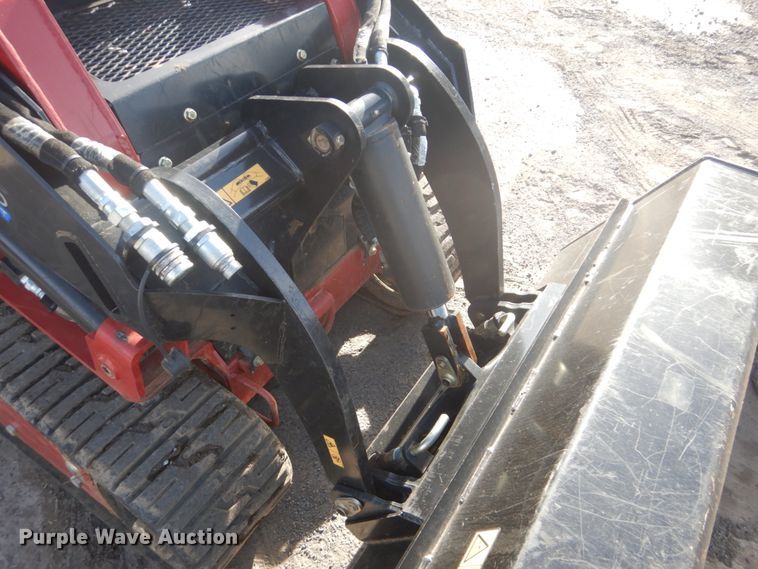 image for item FF9198 2017 Toro Dingo TX-1000 compact utility loader