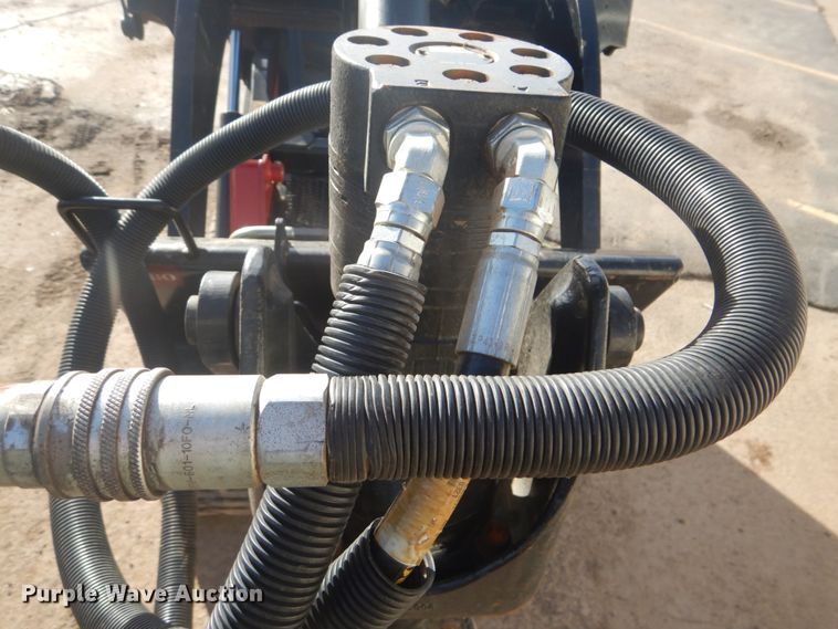 image for item FF9198 2017 Toro Dingo TX-1000 compact utility loader