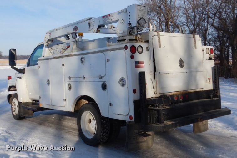 image for item FU9064 2009 Chevrolet C5500 service truck