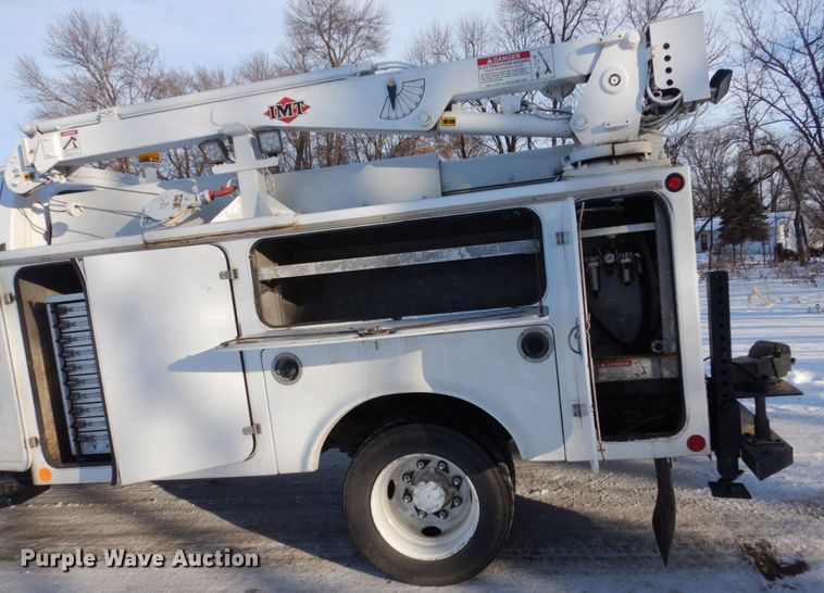 image for item FU9064 2009 Chevrolet C5500 service truck