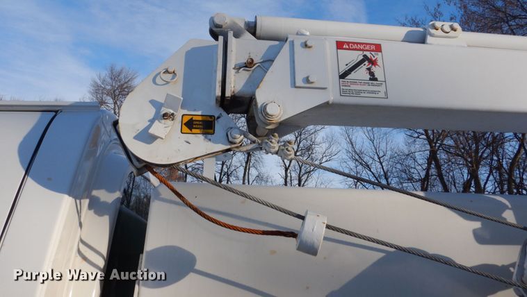 image for item FU9064 2009 Chevrolet C5500 service truck