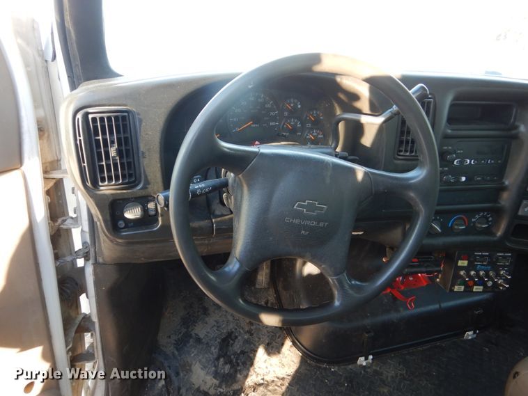 image for item FU9064 2009 Chevrolet C5500 service truck