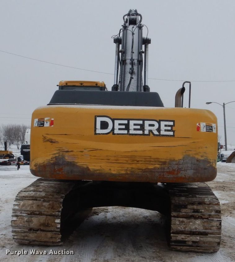 image for item FU9143 2007 John Deere 350D LC excavator