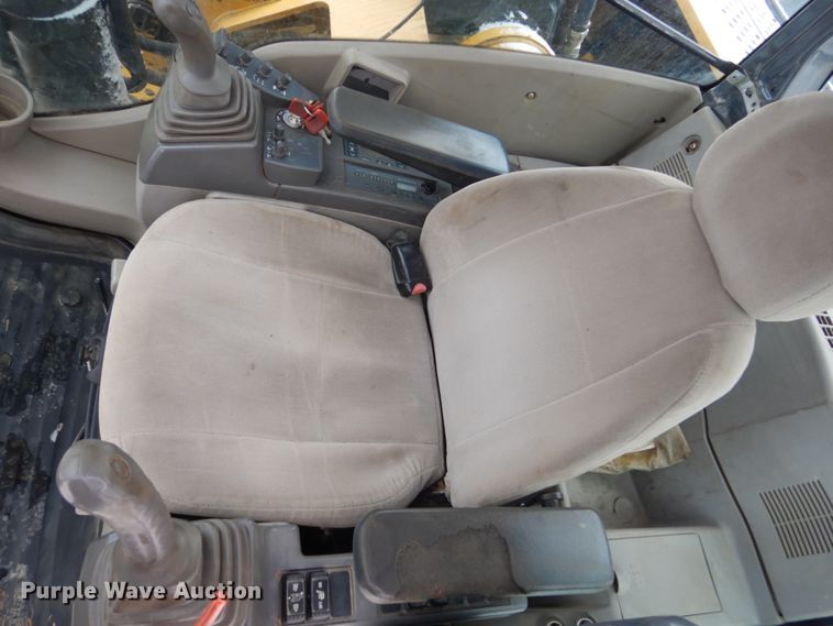 image for item FU9143 2007 John Deere 350D LC excavator