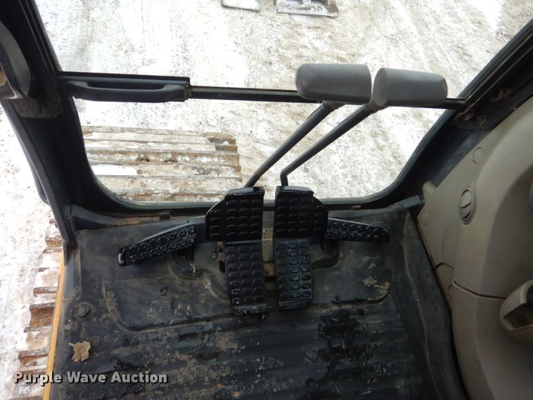 image for item FU9143 2007 John Deere 350D LC excavator