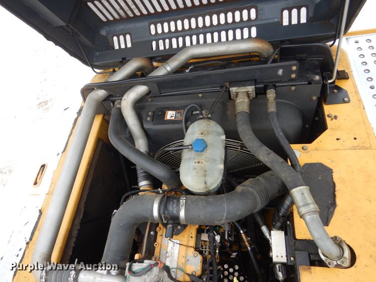 image for item FU9143 2007 John Deere 350D LC excavator