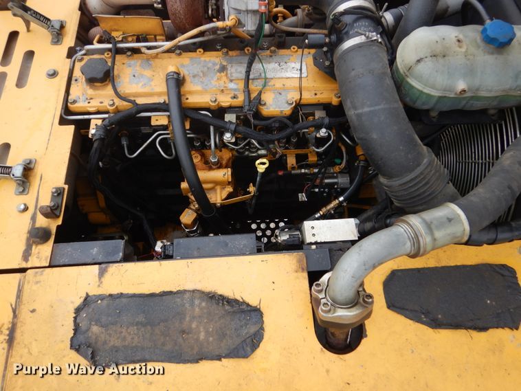 image for item FU9143 2007 John Deere 350D LC excavator