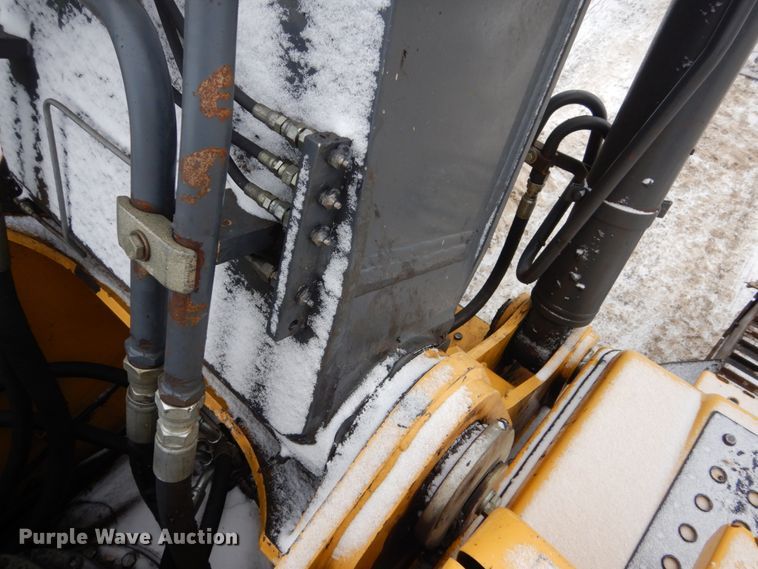 image for item FU9143 2007 John Deere 350D LC excavator