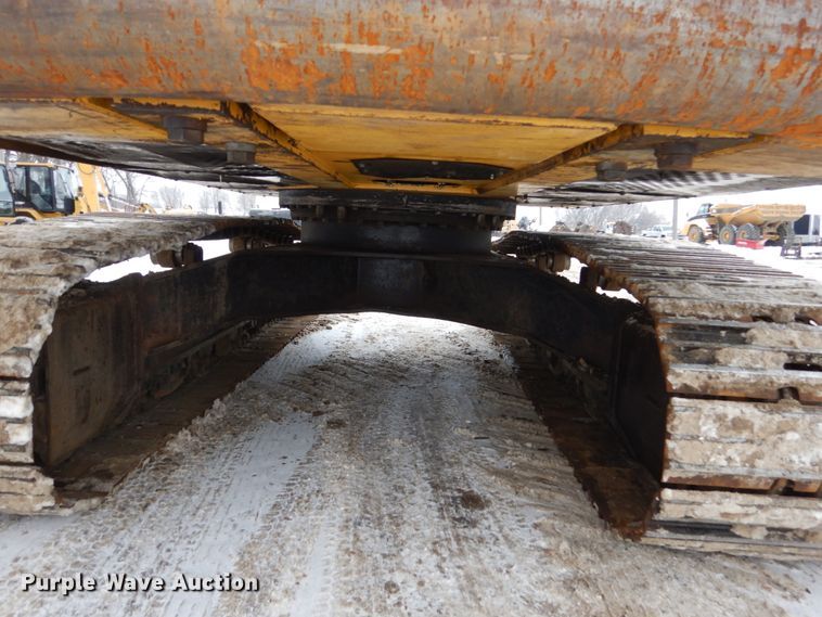 image for item FU9143 2007 John Deere 350D LC excavator