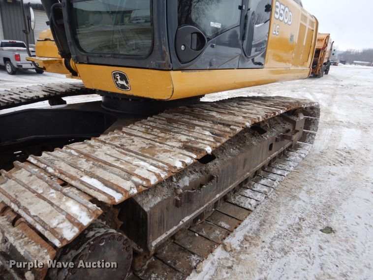 image for item FU9143 2007 John Deere 350D LC excavator