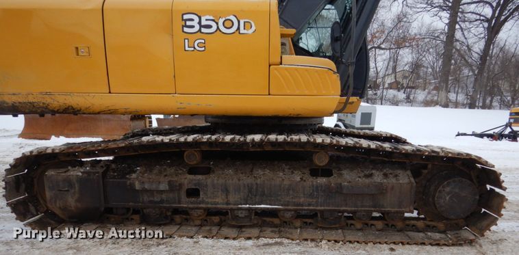 image for item FU9143 2007 John Deere 350D LC excavator