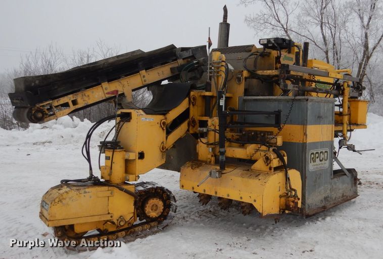 image for item FU9146 Puckett SF890 curb machine