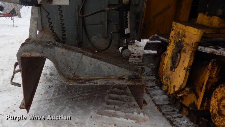 image for item FU9146 Puckett SF890 curb machine