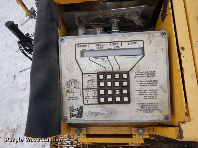 image for item FU9146 Puckett SF890 curb machine