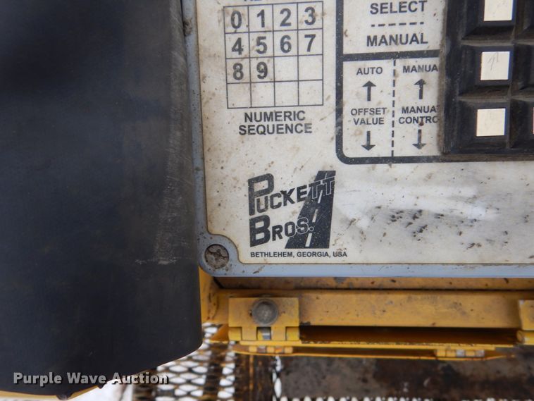 image for item FU9146 Puckett SF890 curb machine